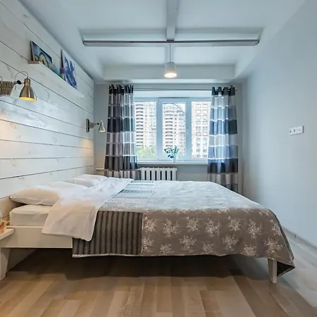 Apartamento We'reinkiev Near Pecherska Metro Station. Kiev